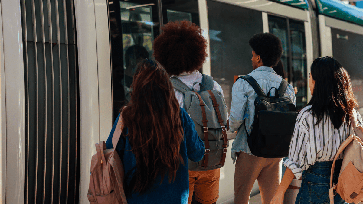 النقل تعليمي للجامعات